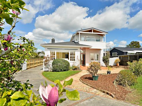 70 Marine Parade, Mellons Bay