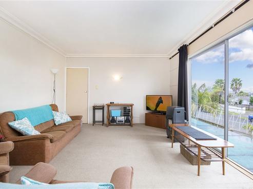 2/21 Roadley Avenue, Sunnyhills