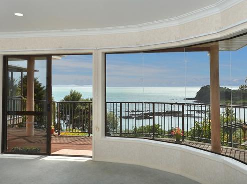 6 Powells Road, Cable Bay