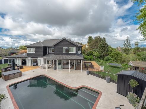 6 Radford Place, Harrowfield