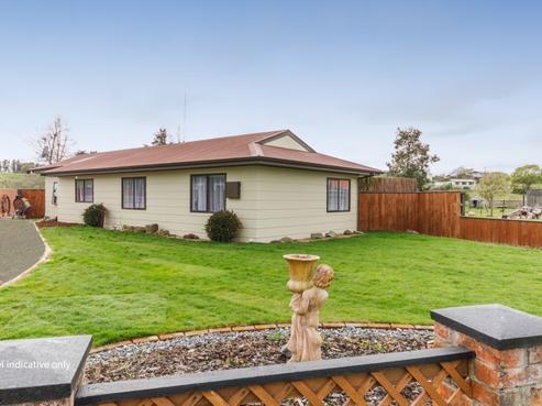 84 Willoughby Street, Halcombe