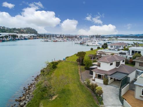 12A Whakarire Avenue, Westshore