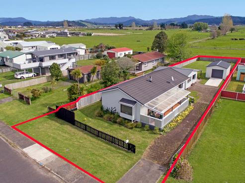 2 Meadow Drive, Whitianga