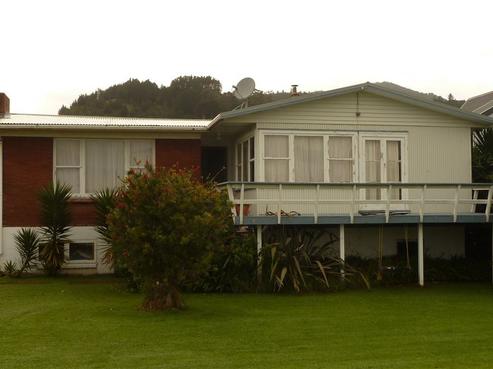 32 Seaview Avenue, Te Puru