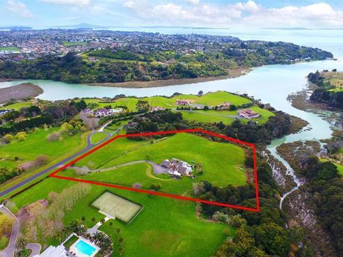 27 Tudor Park Drive, Whitford