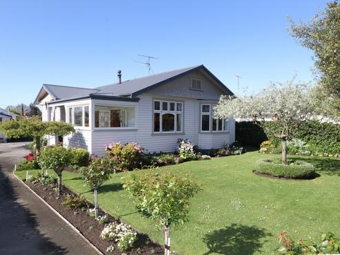 186 Chalmers Avenue, Hampstead
