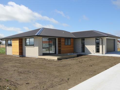 13 Costello Drive, Ngatea