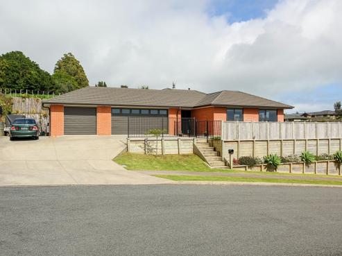 4 Pipitea Place, Whalers Gate