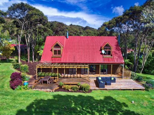18 Cochran Road, Oratia