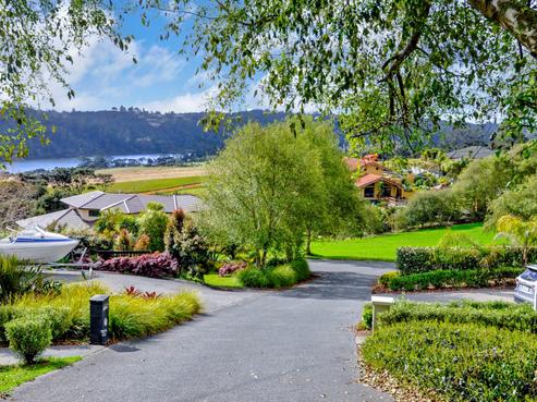 136 Kittiwake Drive, Schnapper Rock