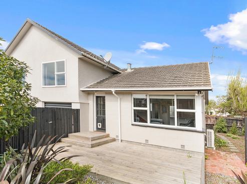 2/311A Estuary Road, South New Brighton
