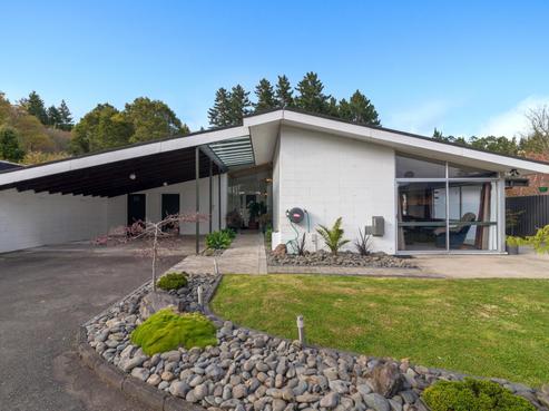 22 Awatea Terrace, Lynmore