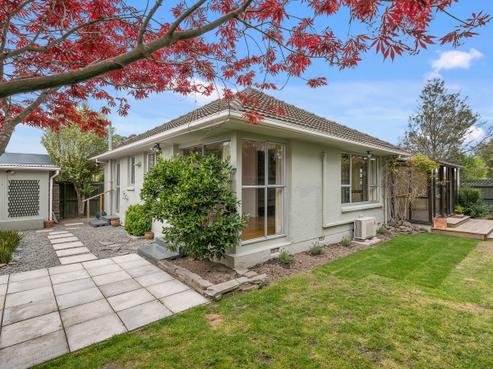 1/8 Kyeburn Place, Avonhead