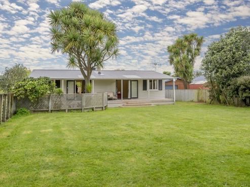 36 Sarah Street, Waikawa Beach
