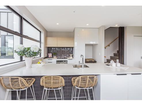 5/4 Stables Lane, Silverdale
