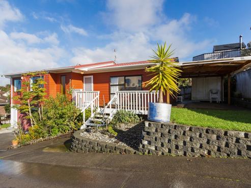 10 Fairbanks Place, Glendene