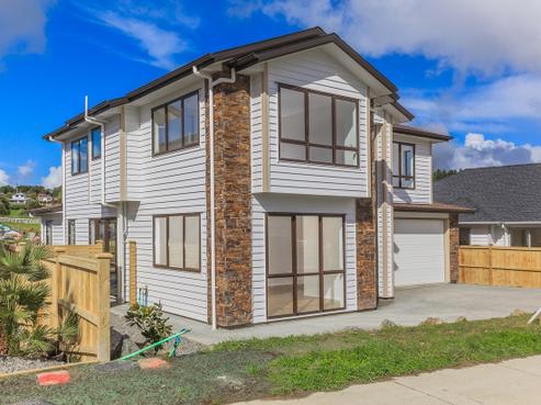 82 Colonial Drive, Silverdale