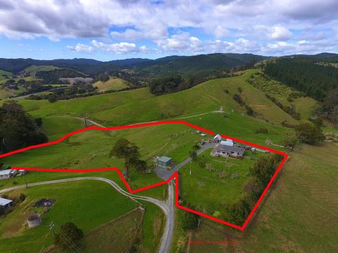 16 Cox Road, Wellsford