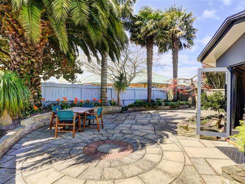 18 Fencourt Place, Rototuna North