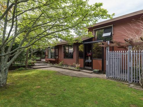 46 Farnham Drive, Richmond