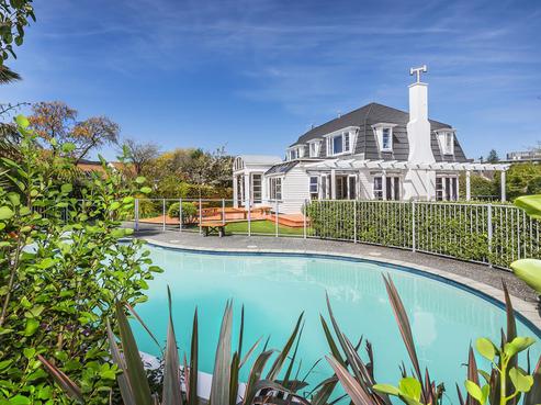 10 Troon Crescent, Boulcott