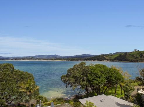 207 Buffalo Beach Road, Whitianga