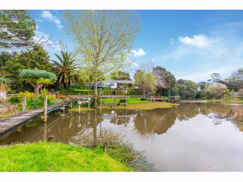 22 Hammond Avenue, Hatfields Beach