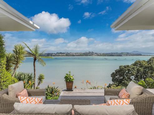 16 Lilford Place, Half Moon Bay