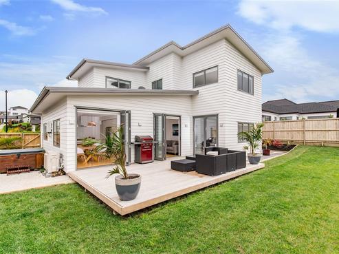 82 Ridgedale Road, Silverdale