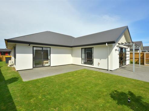2 Gallaghan Close, Wigram