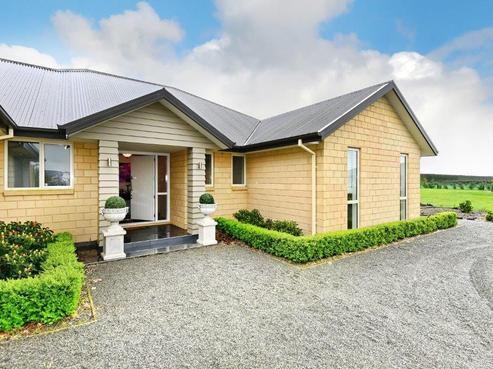 20 Whitcombe Place, Darfield