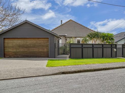 1 Thornycroft Avenue, Epuni