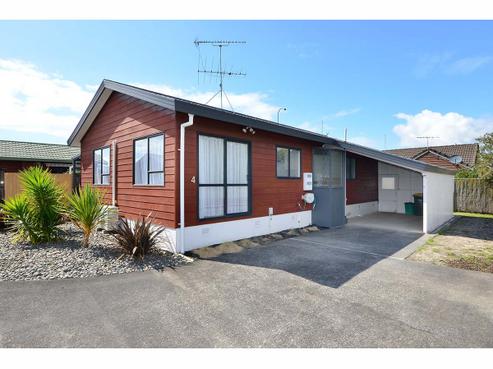 4/28 Lakeside Drive, Orewa