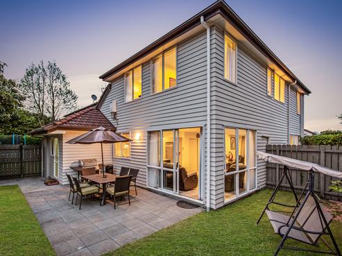 14 Sires Parkway, Takanini