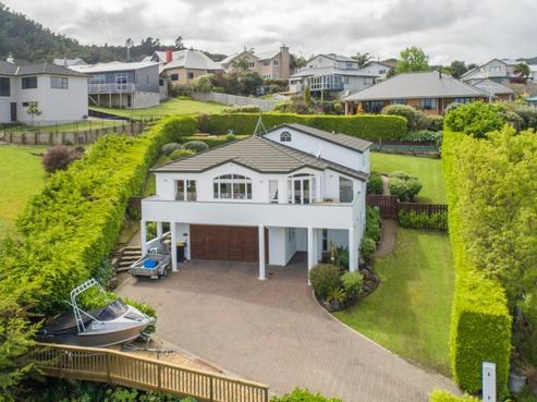 121 The Booms Avenue, Thames