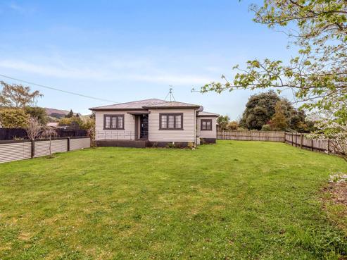 44 Kawaha Point Road, Fairy Springs
