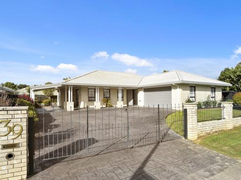39 Matterhorn Crescent, Northpark