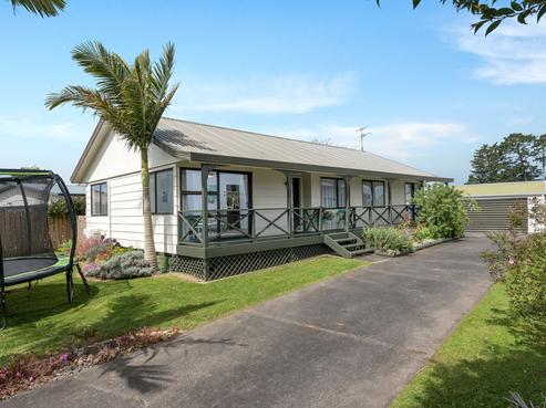 25 Gosford Drive, Botany Downs