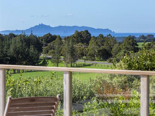 148 Cemetery Road, Te Arai