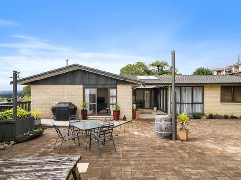 13 Westbourne Avenue, Westbrook