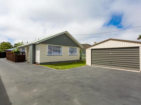 90 Racecourse Road, Sockburn