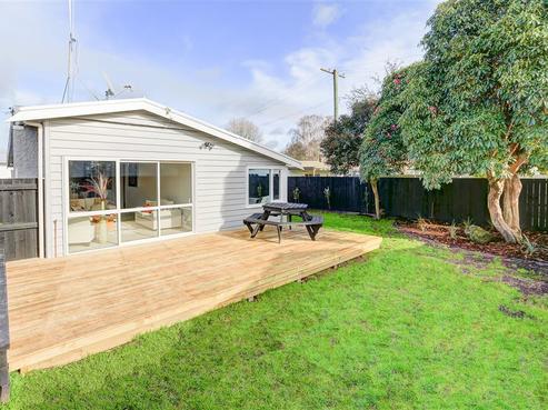 24 Odette Street, Bader