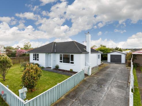 11 Edinburgh Street, Feilding