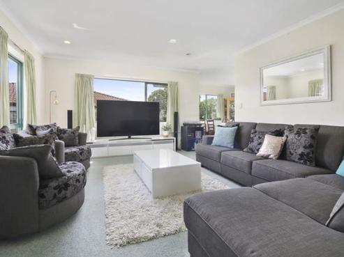 67 Pitt Avenue, Clendon Park