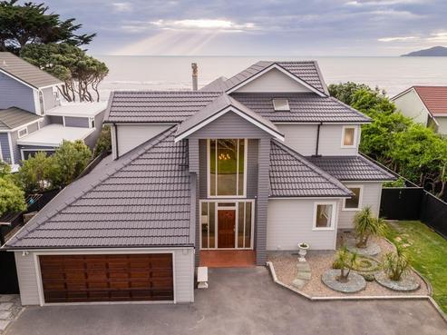 22 Kohutuhutu Road, Raumati Beach
