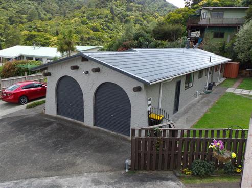112 Regent Heights, Thames