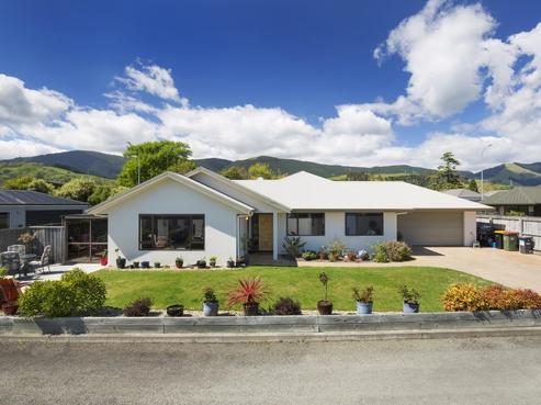 4 Standish Place, Stoke
