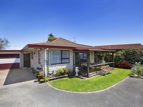 16 Nikau Street, Stoke