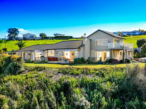 33 Lax Crescent, Leigh