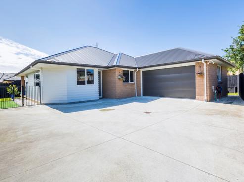 51 Ripple Grove, Waiuku